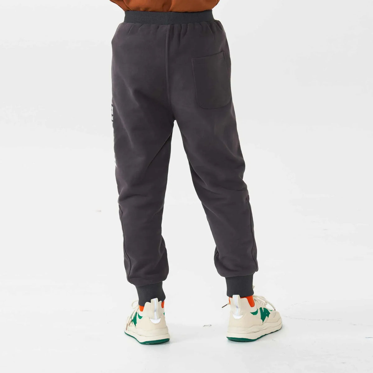 بنطال مربوط الكاحل بخصر مطاطي للأولاد