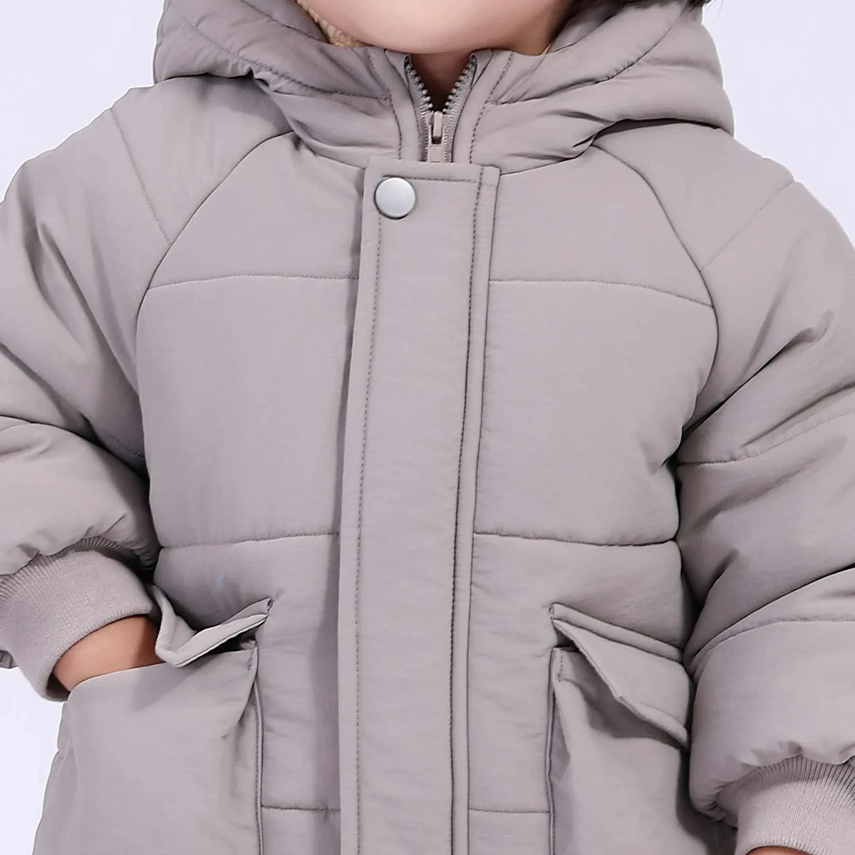 جاكيت مبطن بجيوب وغطاء رأس للمواليد الأولاد