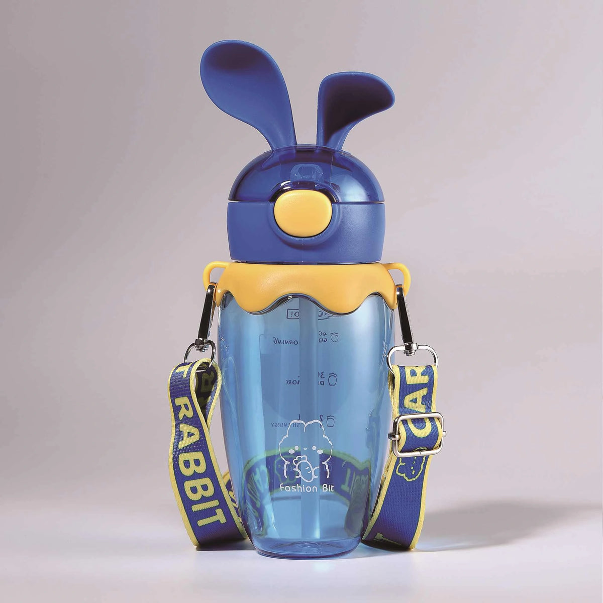 580ml Blue plastic bottle Image