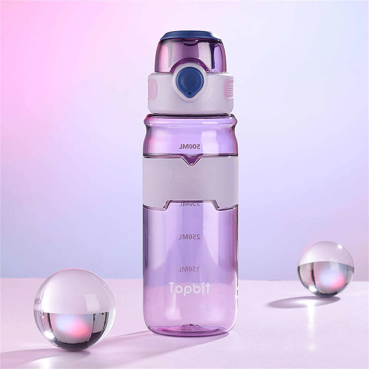 600ml Purple plastic bottle Image
