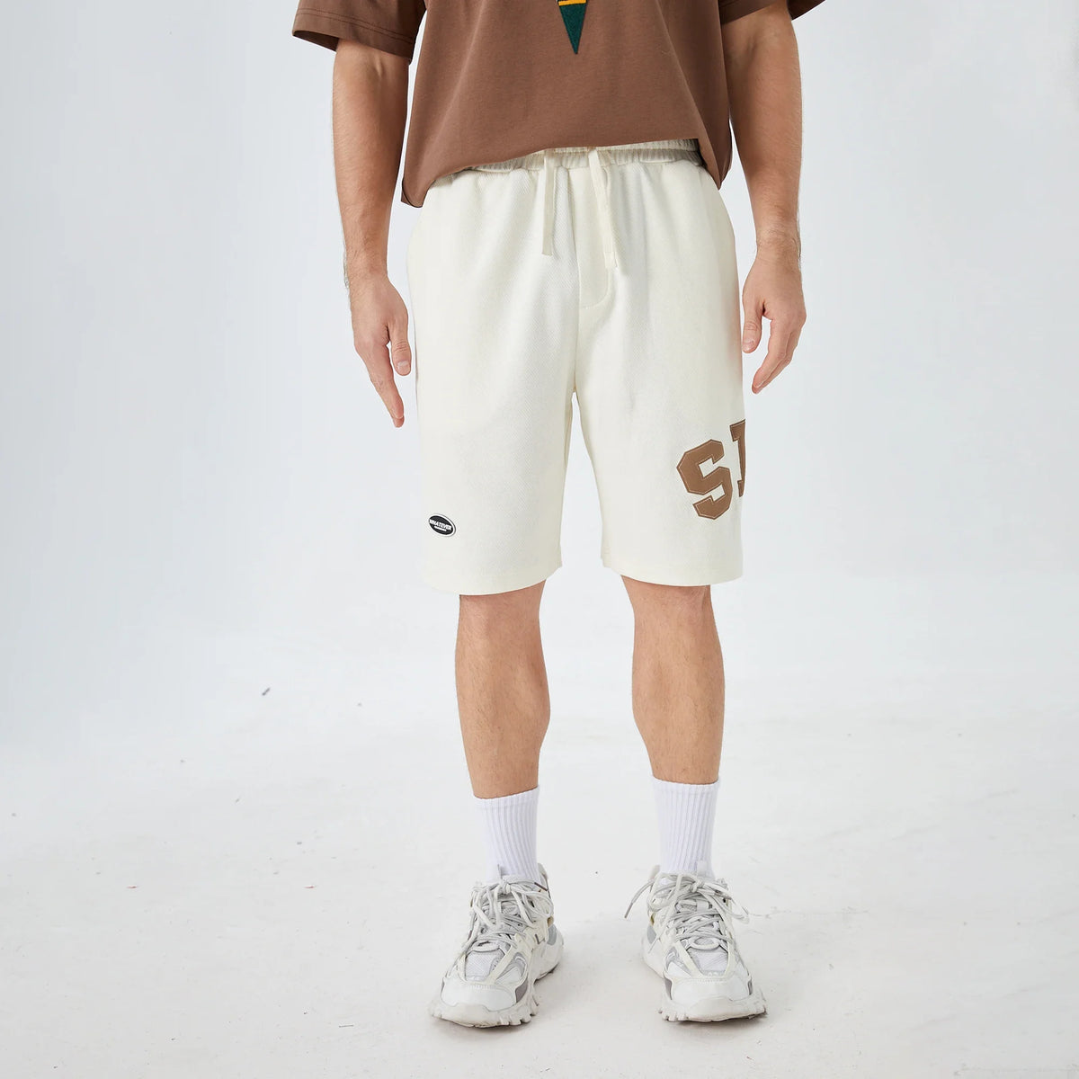 White Printed Street Look Shorts for Men Image