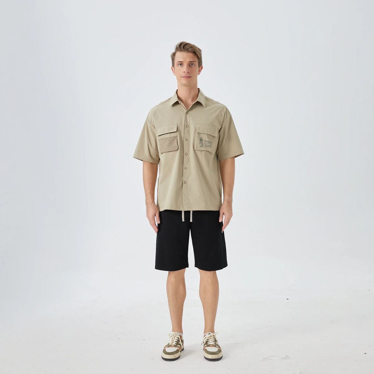 Badge Street Look Shorts for Men Image
