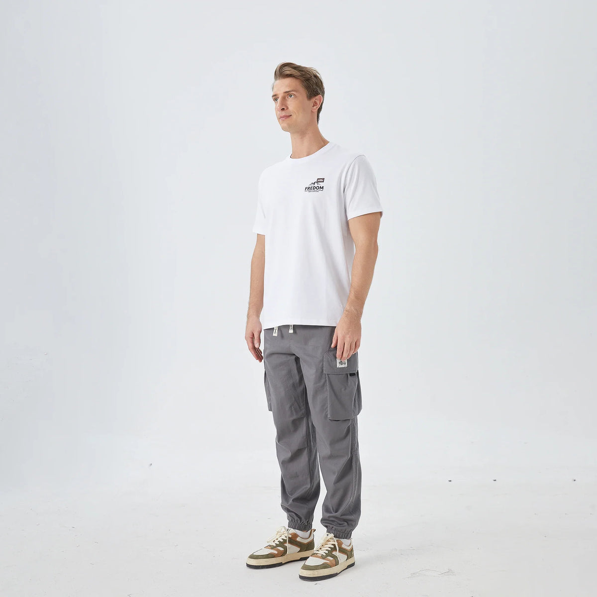 Badge Street Look Pants for Men Image