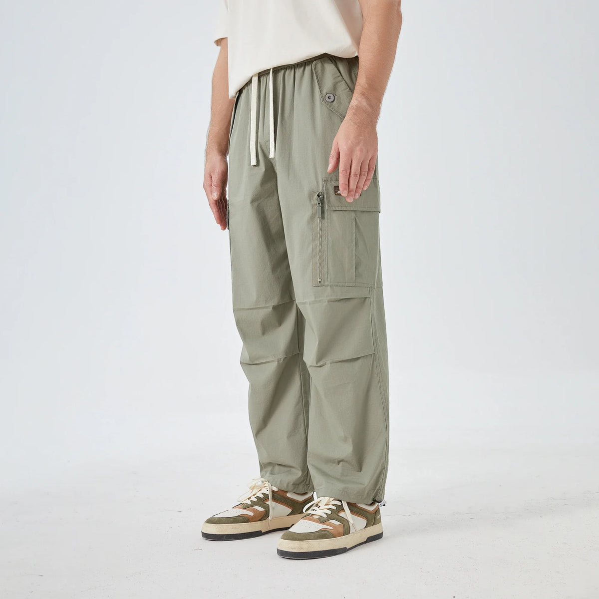 Badge Street Look Pants for Men Image