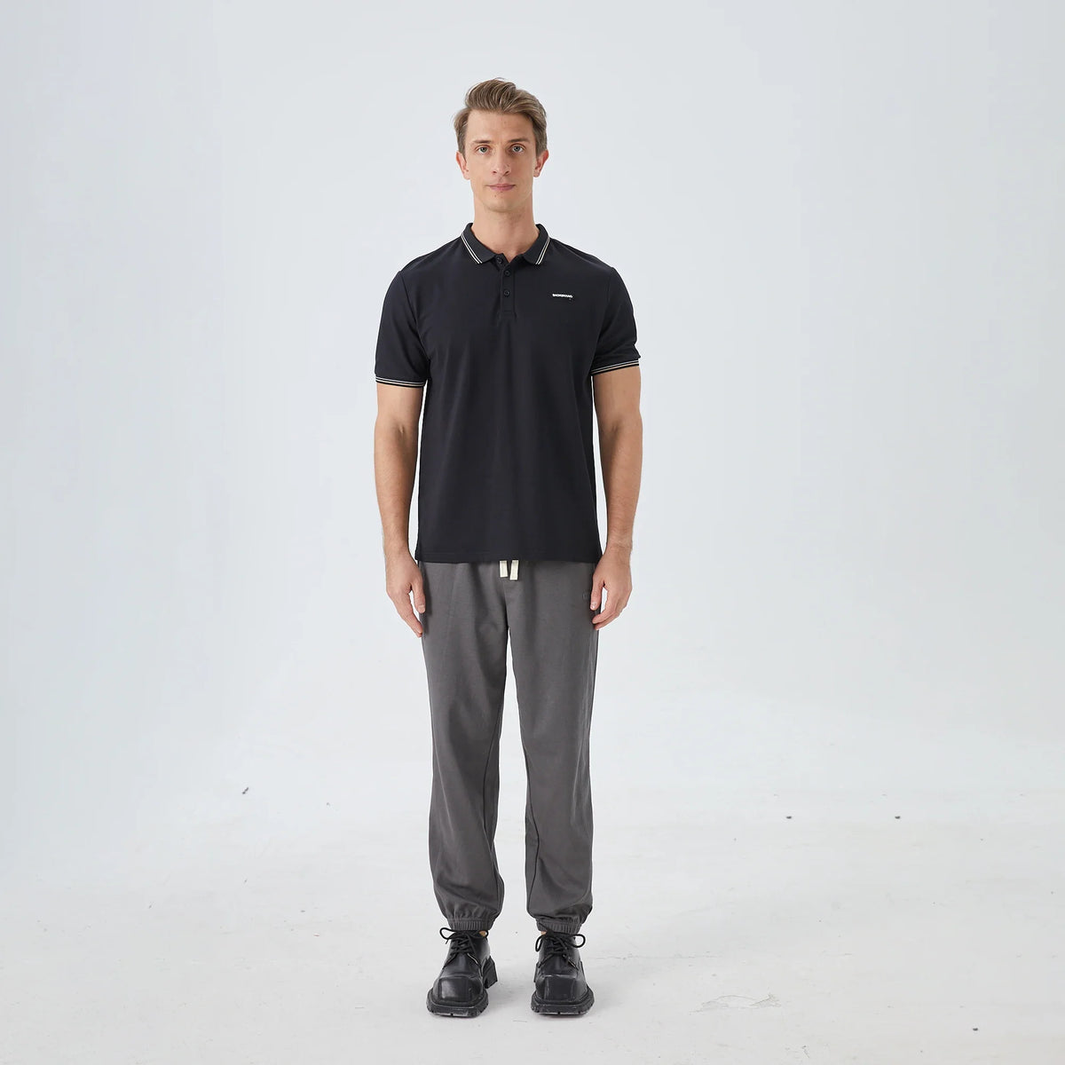 Badge Street Look Polo Shirt for Men Image