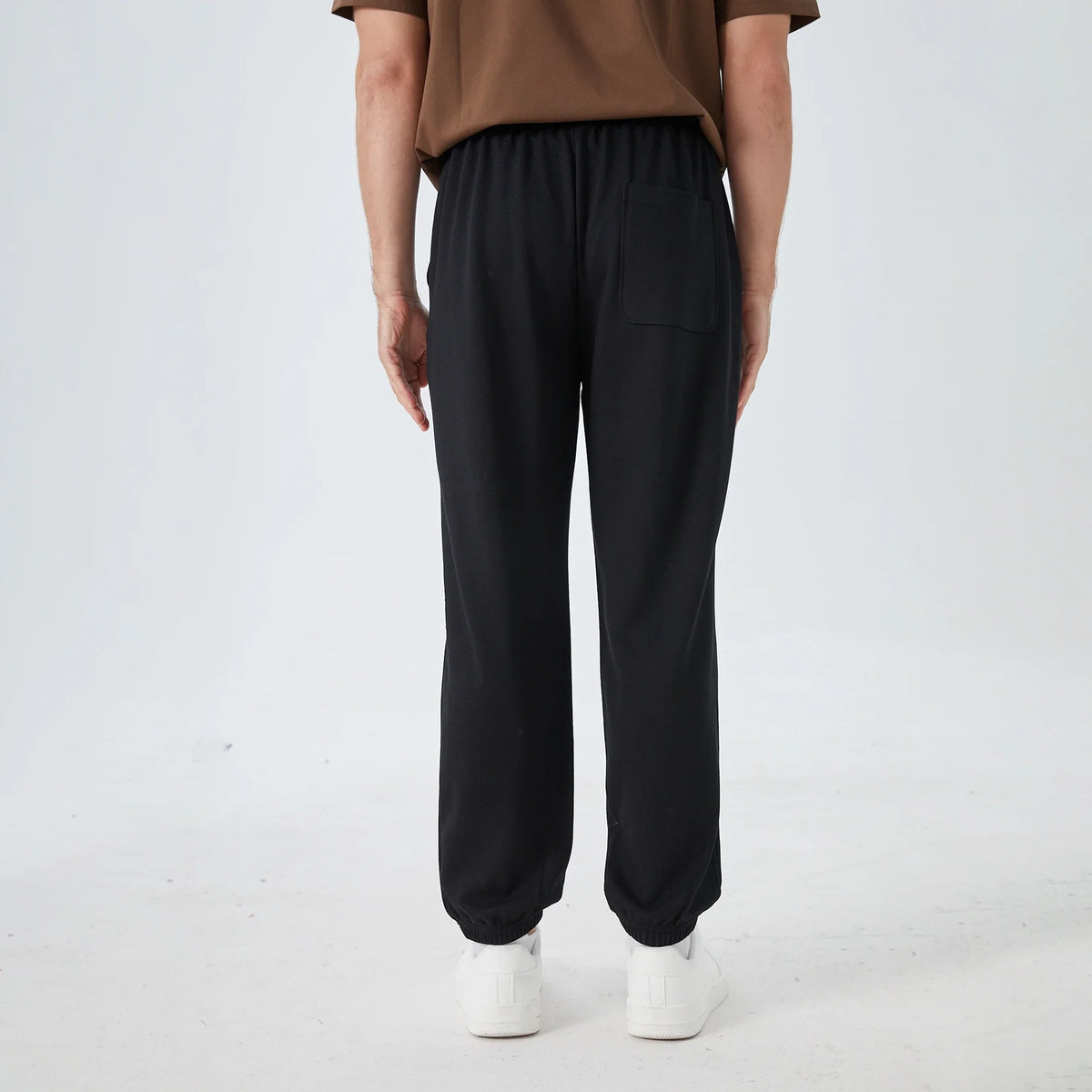 Badge Street Look Pants for Men Image