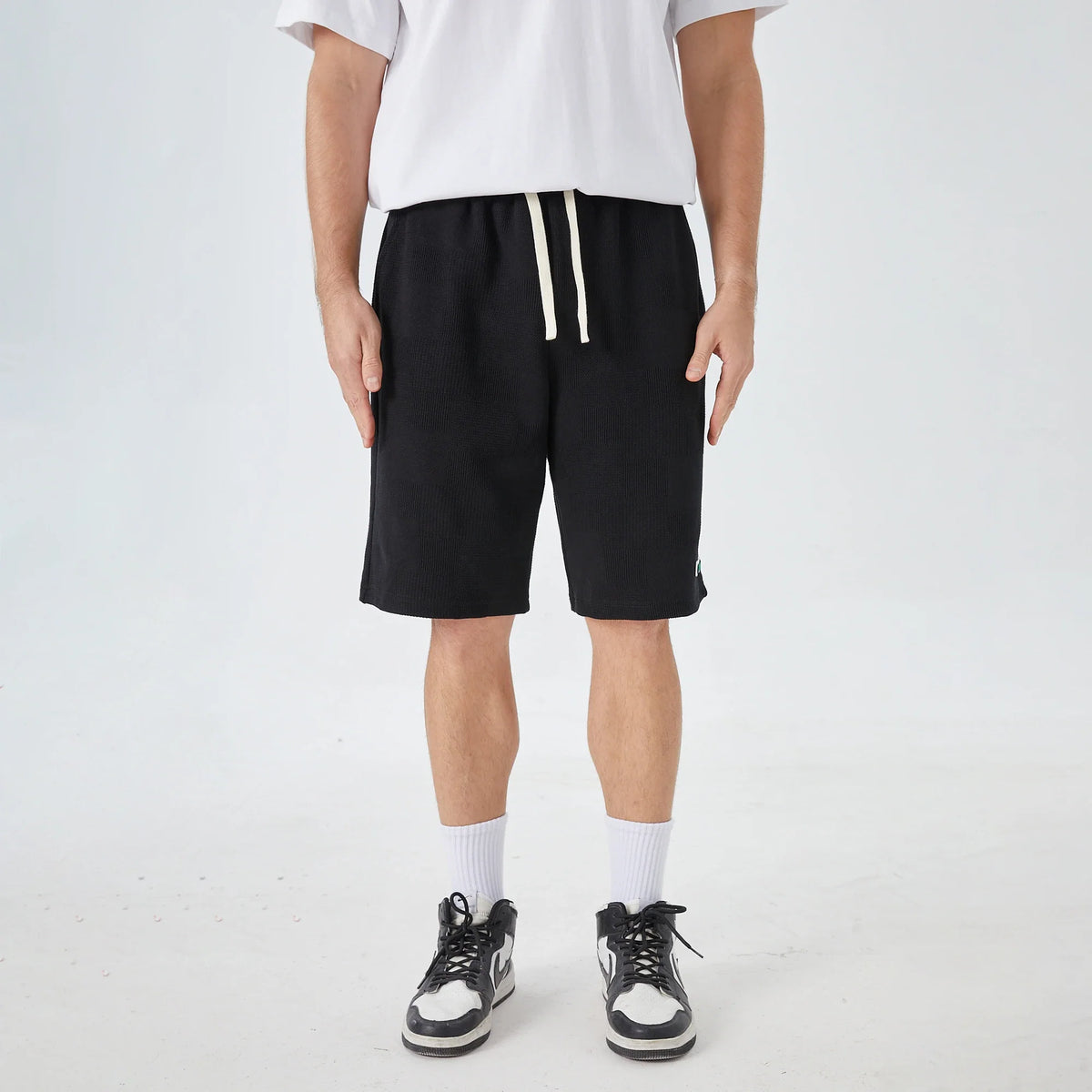 Black Badge Street Look Shorts for Men Image
