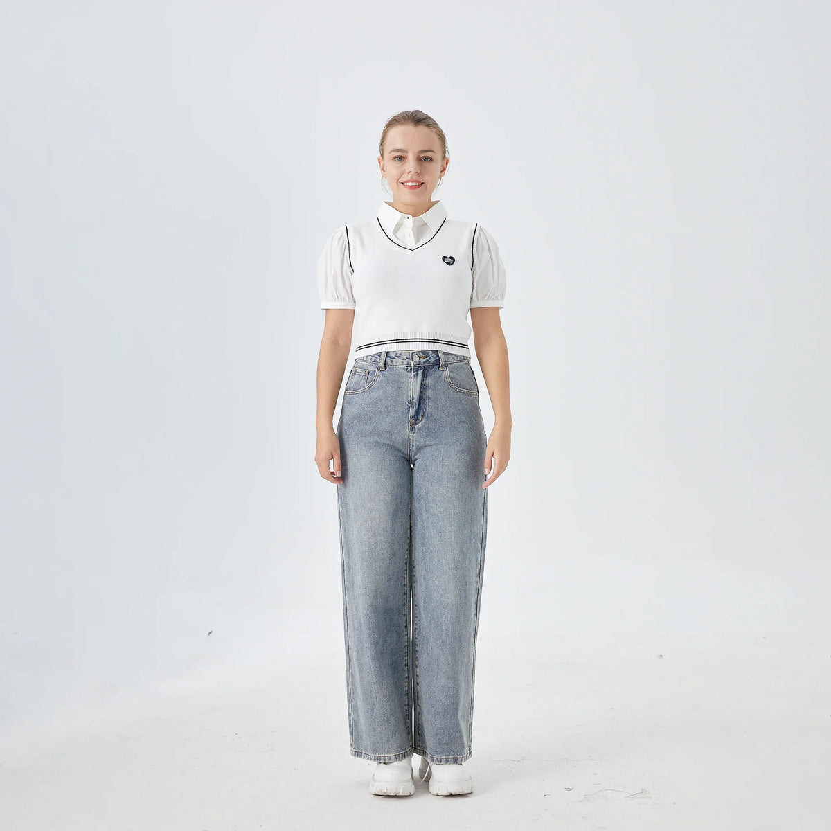 Badge Street Look Sweater for Women Image
