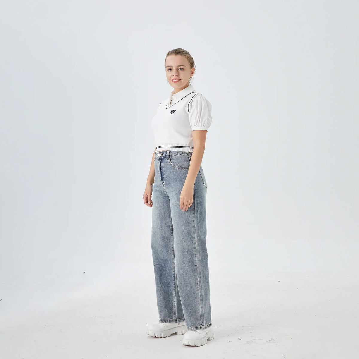 Badge Street Look Sweater for Women Image