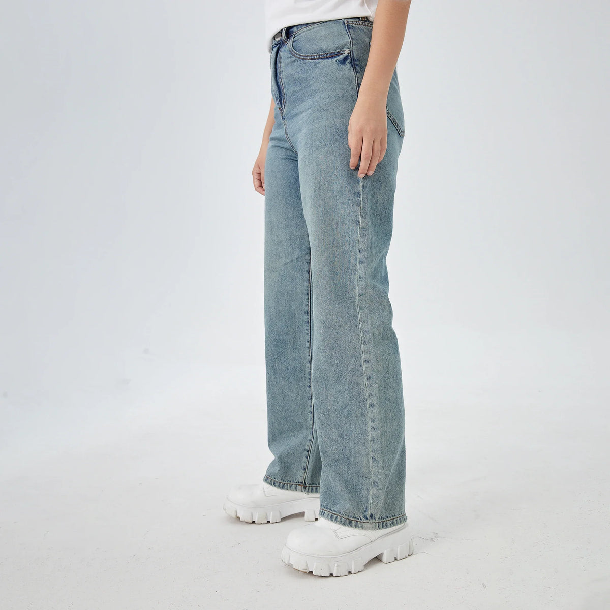 Washed Jeans Street Look Pants for Women Image