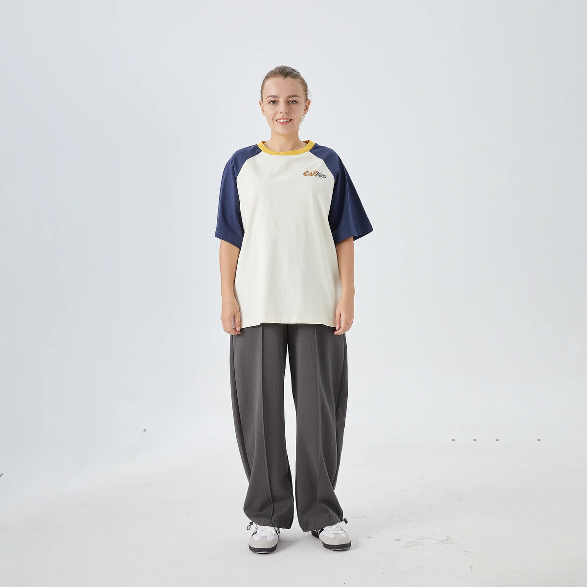 Badge Street Look Pants for Women Image