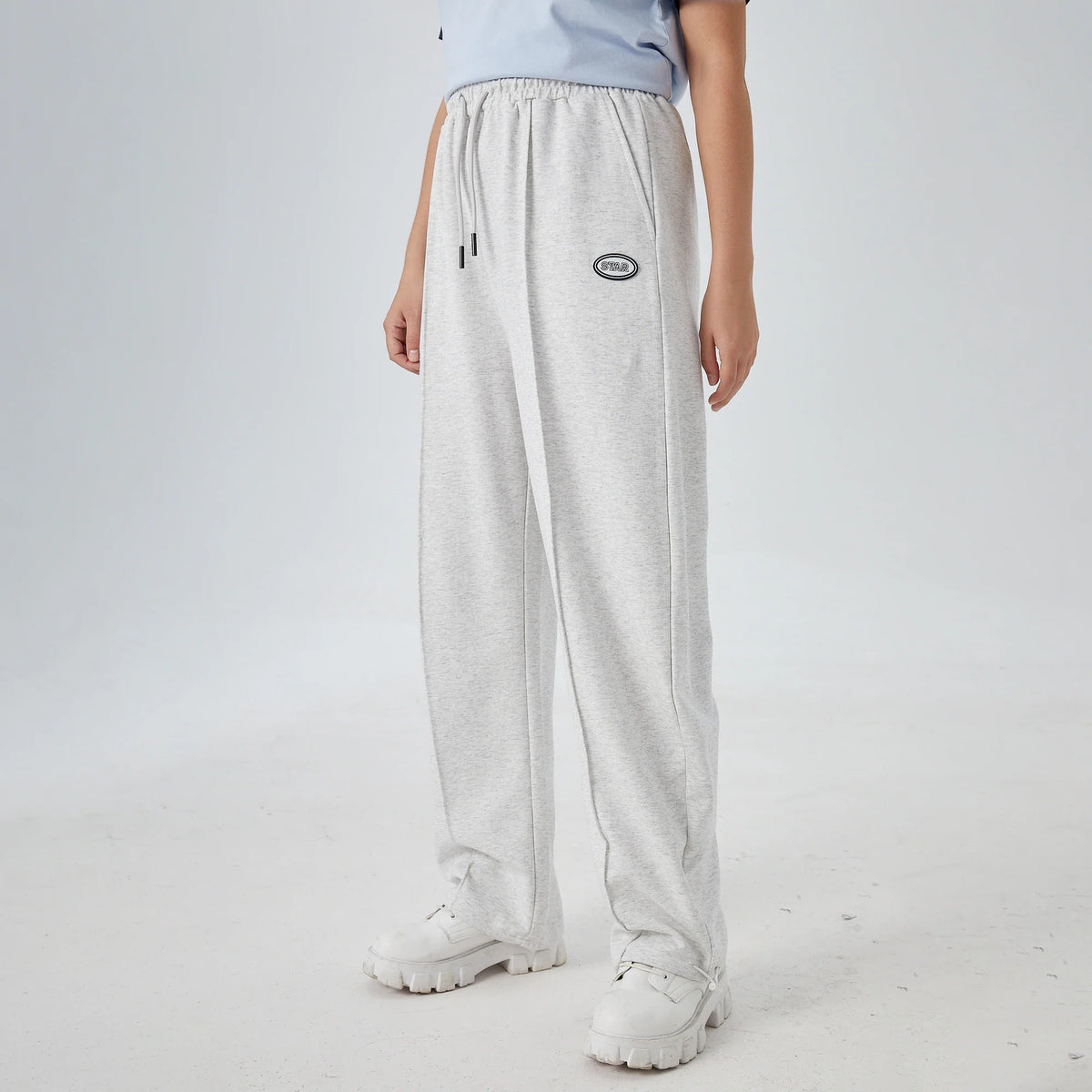 Badge Street Look Pants for Women Image