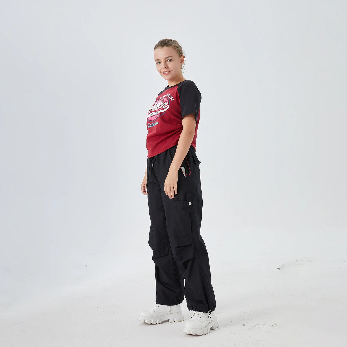 Badge Street Look Pants for Women Image