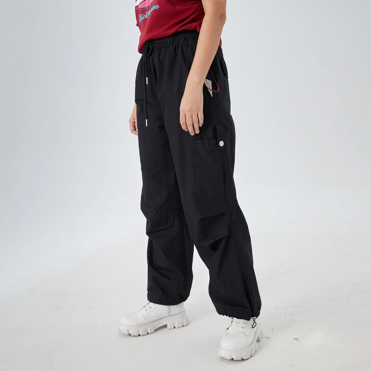 Badge Street Look Pants for Women Image