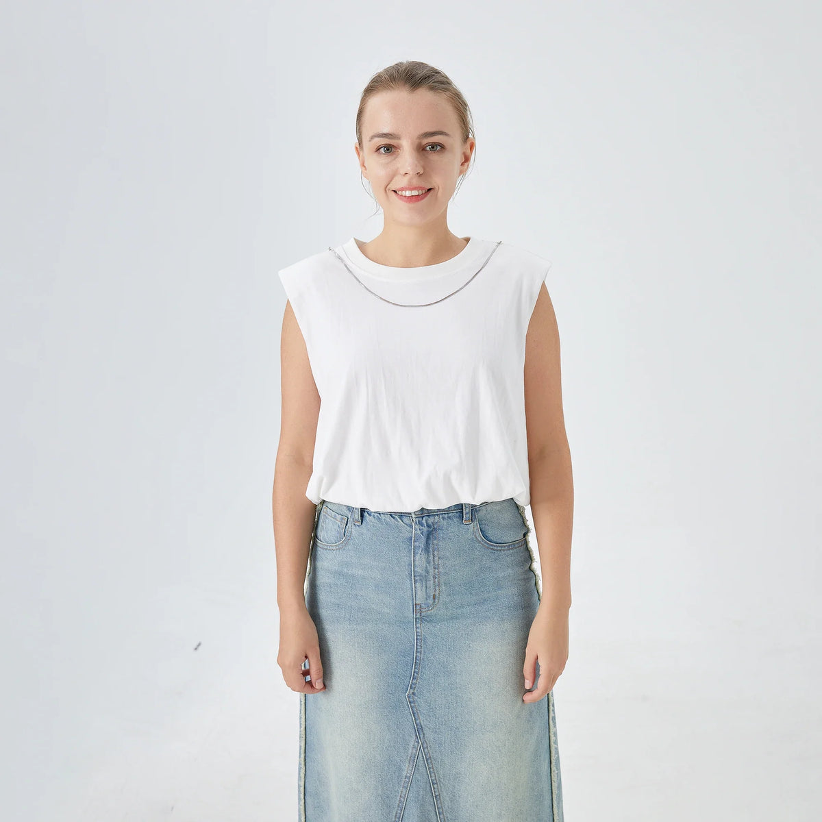 White Plain Street Look T.Shirt for Women Image