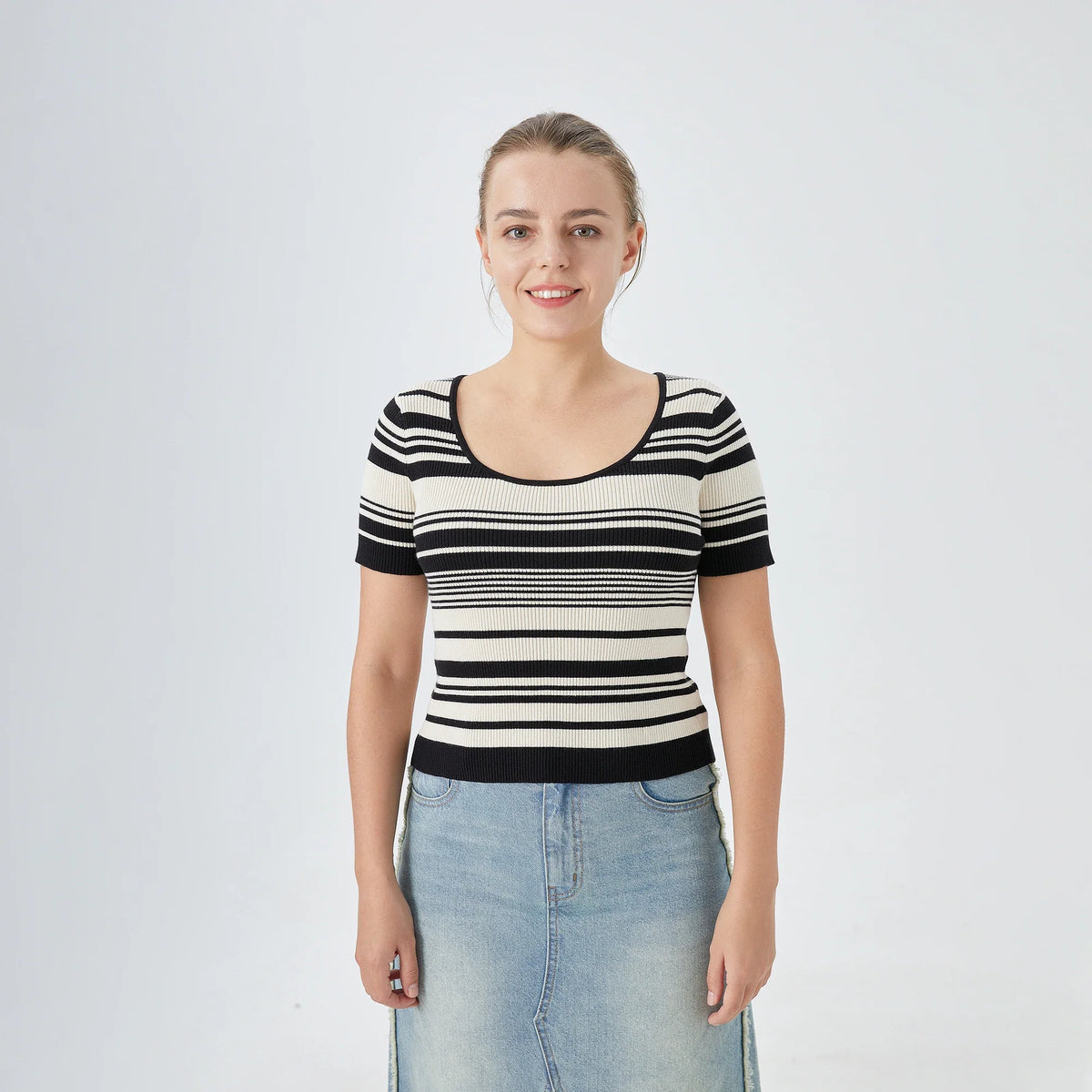 Black Striped Street Look Sweater for Women Image