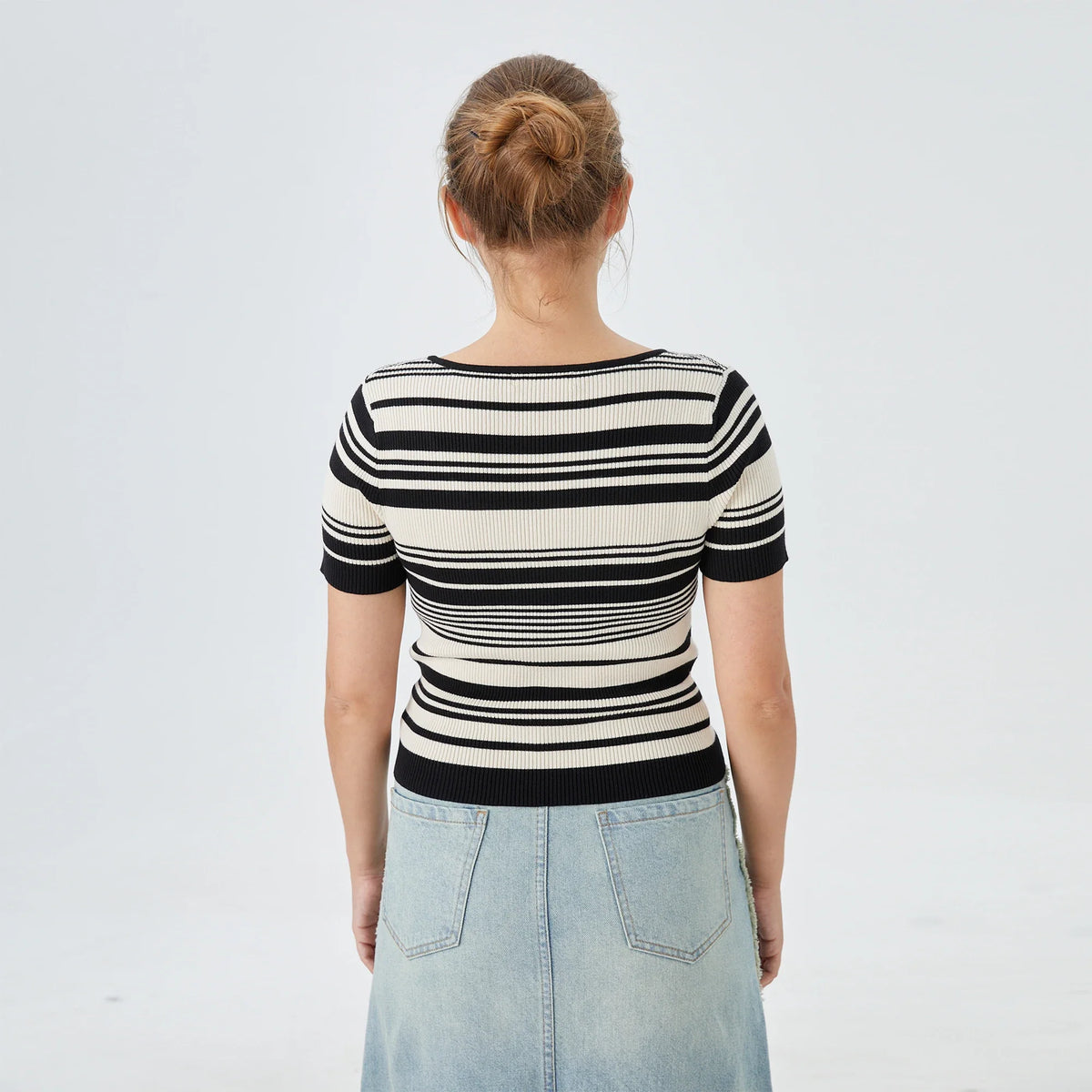 Striped Street Look Sweater for Women Image