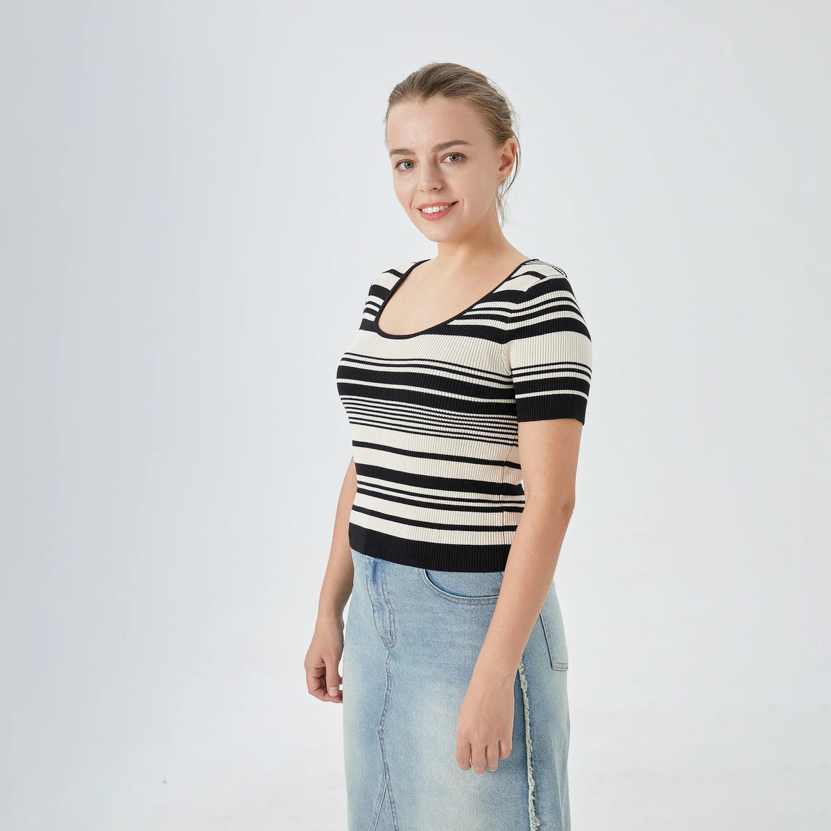 Striped Street Look Sweater for Women Image