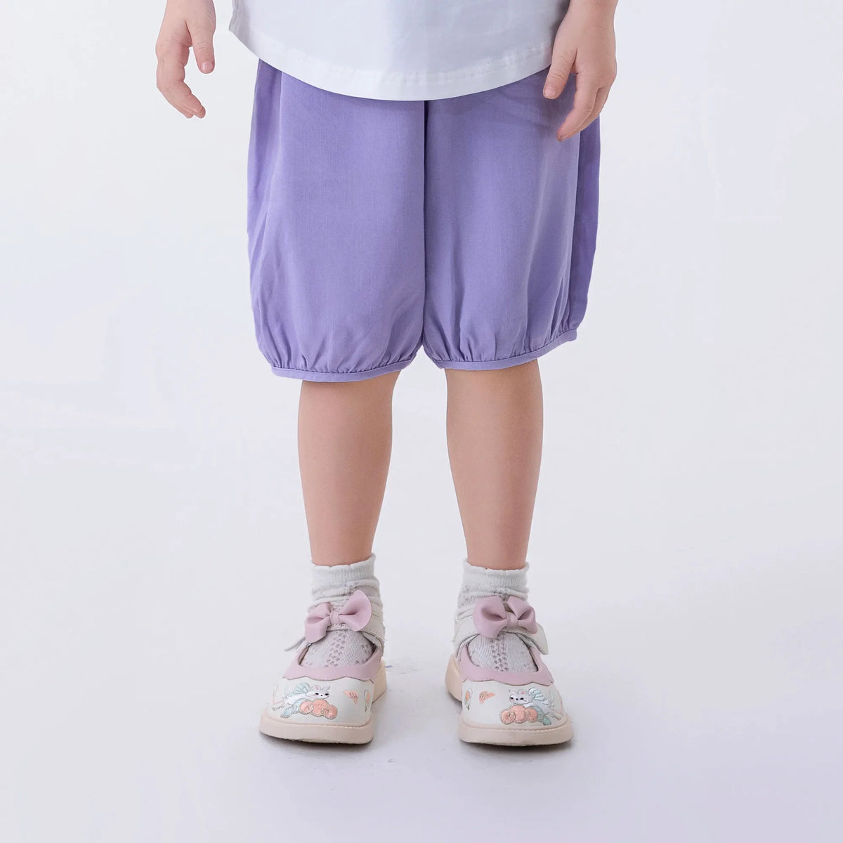 Light Purple Baggy Fashion Shorts For Girls Image