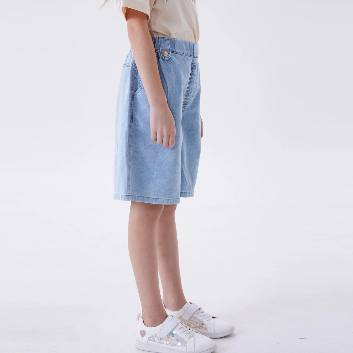 Baggy Fashion Shorts For Girls Image