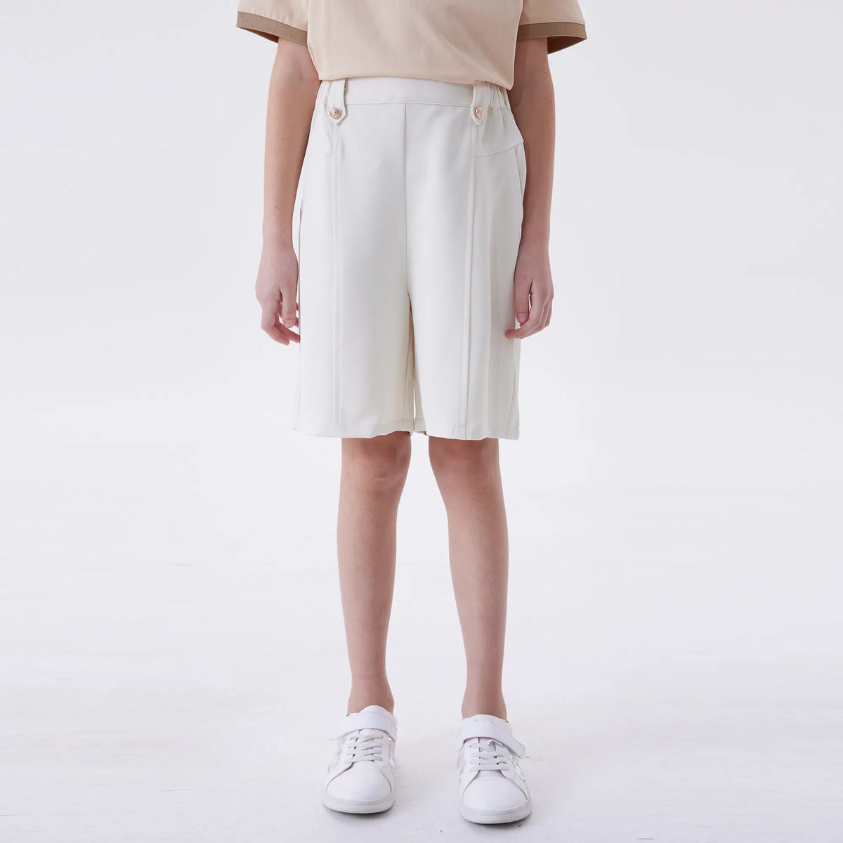 Off White Baggy Fashion Shorts For Girls Image