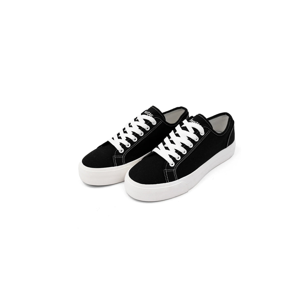 Canvas Shoes for Men Image