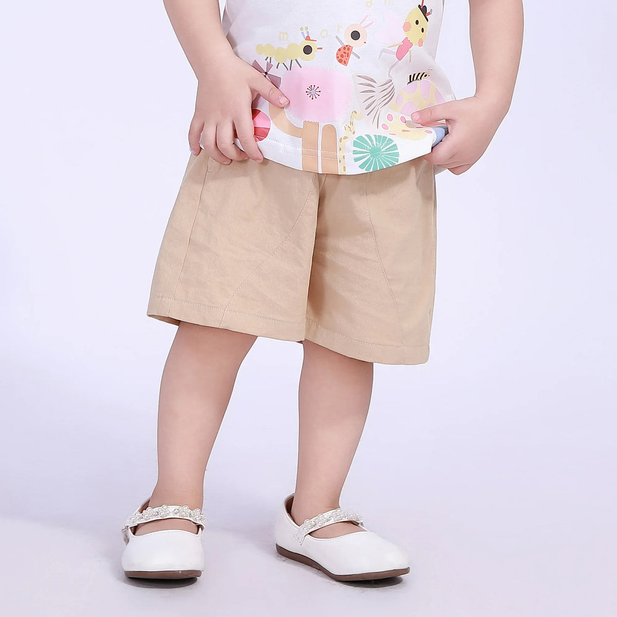 Khaki Ordinary Street Look Shorts For Baby Girl Image