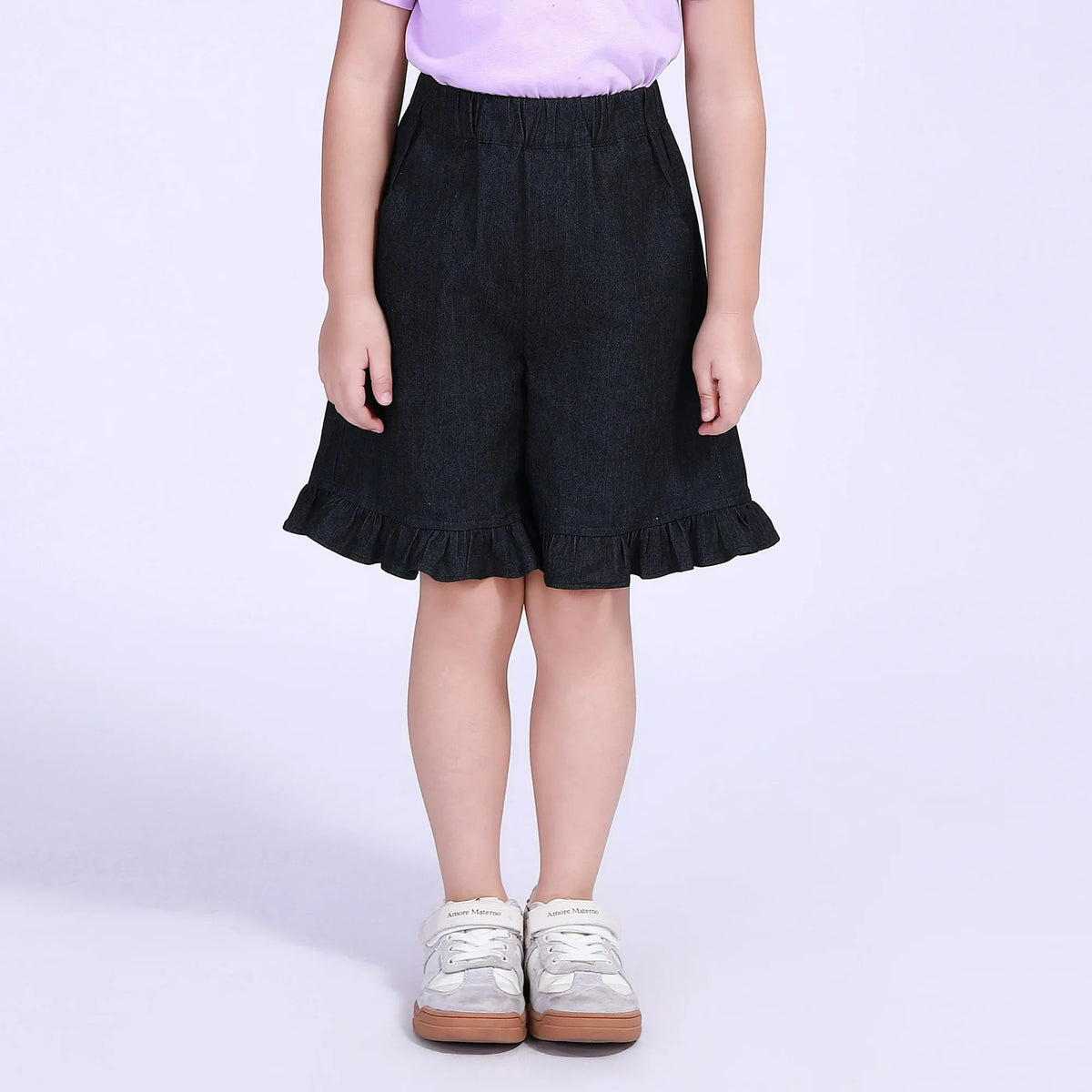 Black Ordinary Street Look Shorts For Girls Image
