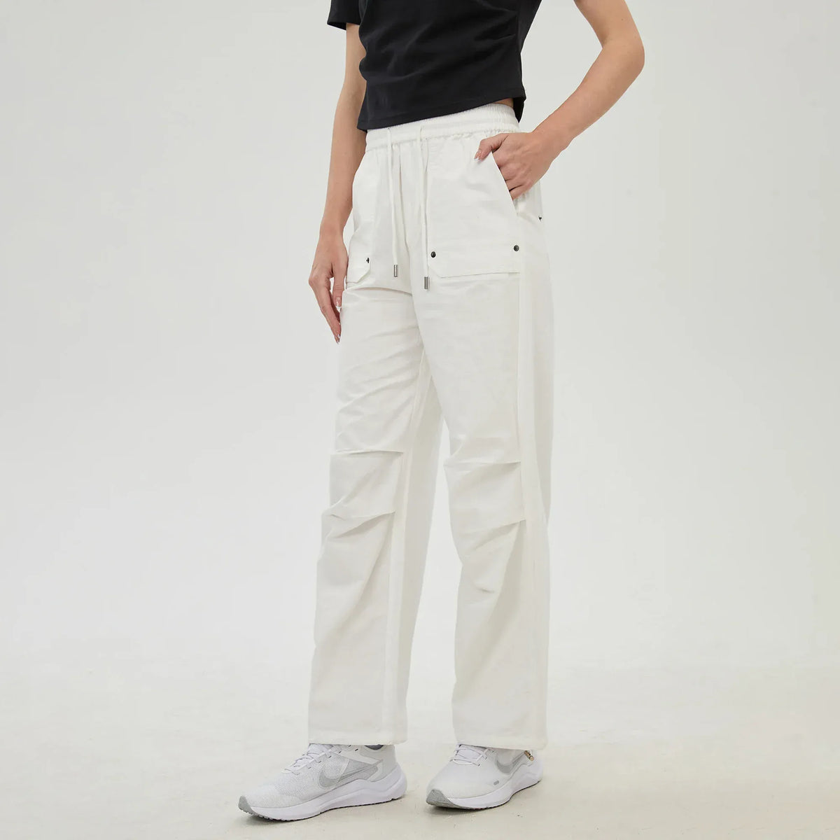 Off White Plain Pants for Women Image