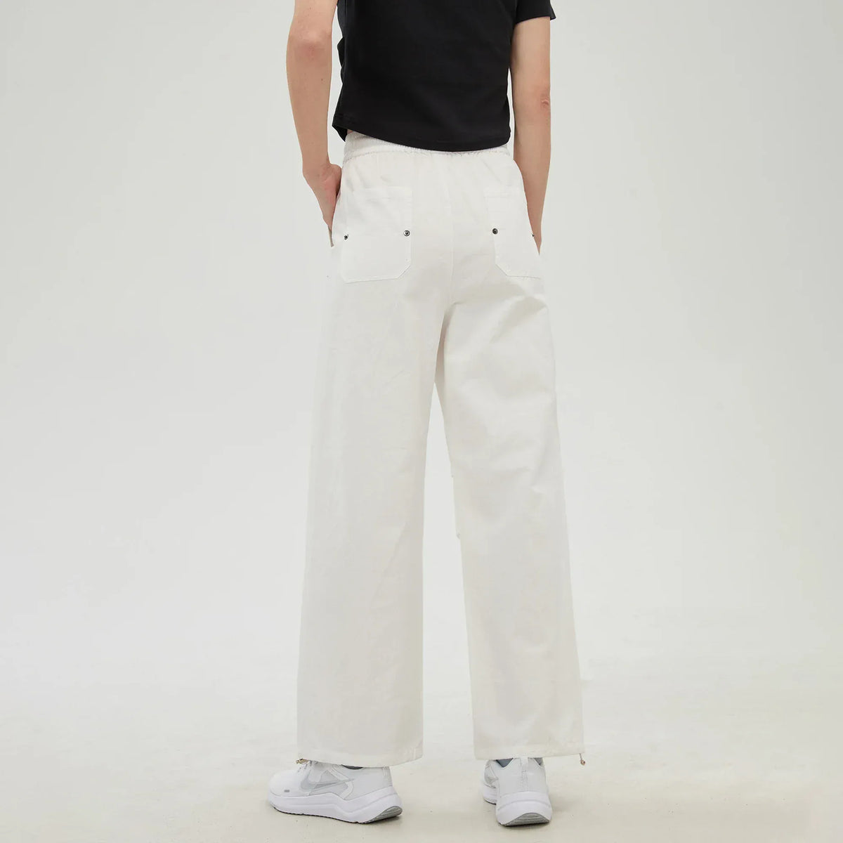 Plain Pants for Women Image