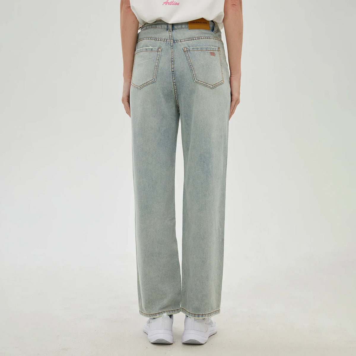 Washed Jeans Pants for Women Image