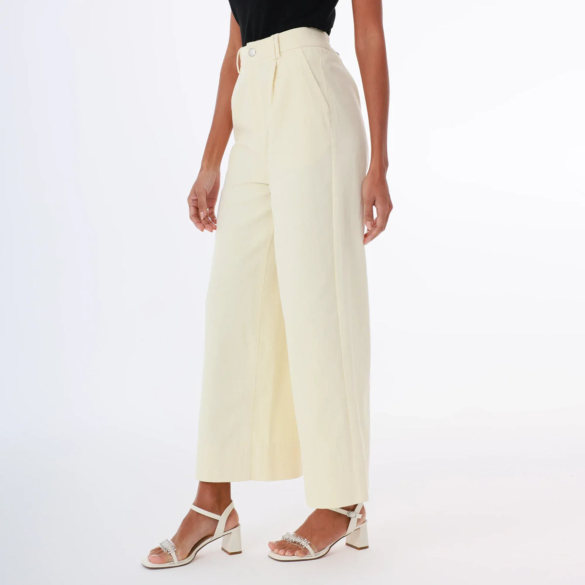 Fashion Pants for Women Image