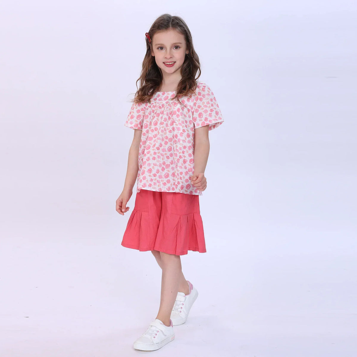 Plain Shorts for Girls Image