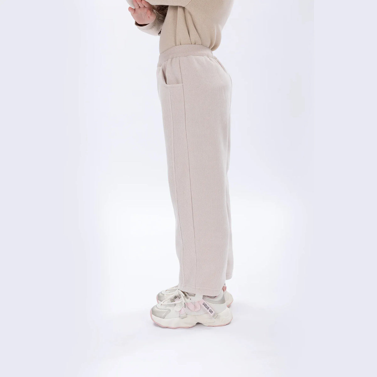 Casual Plain Pants for Girls Image