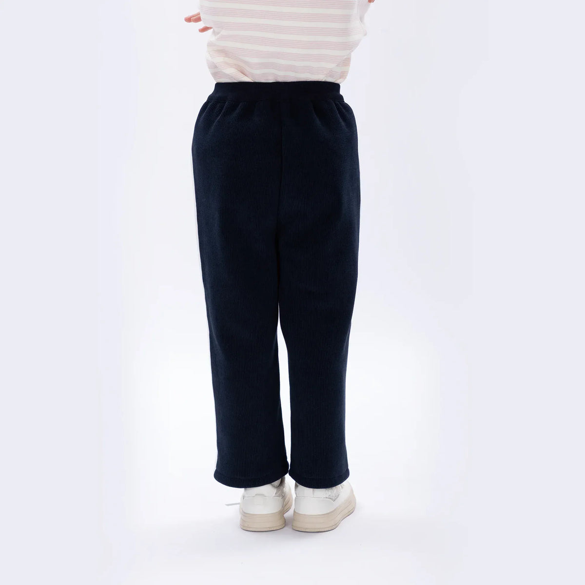 Casual Embroidery Pants for Girls Image