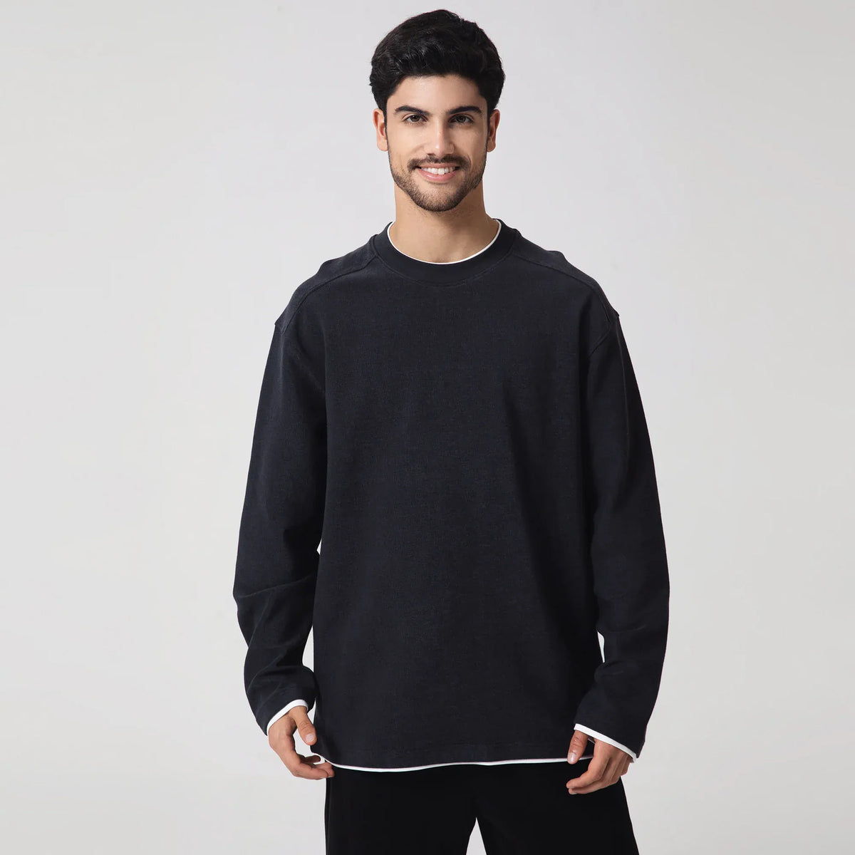 Casual Plain Sweatshirt for Men Image