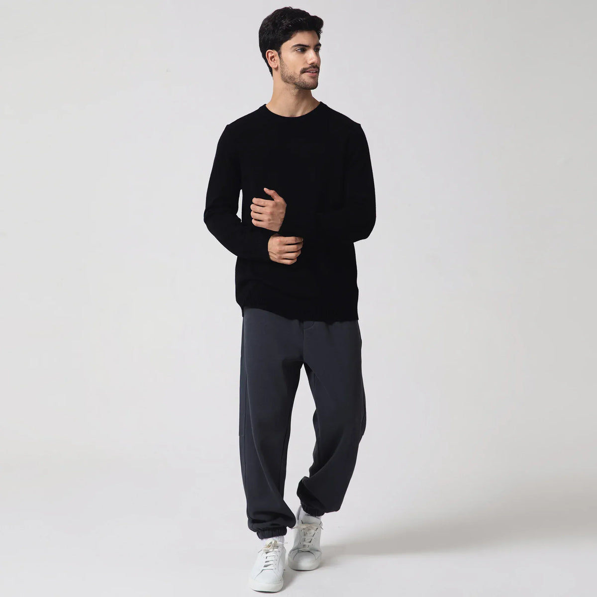 Black Casual Plain Sweater for Men Image