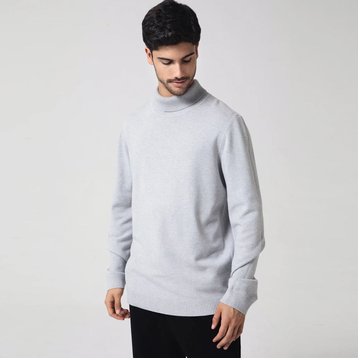 Casual Plain Sweater for Men Image