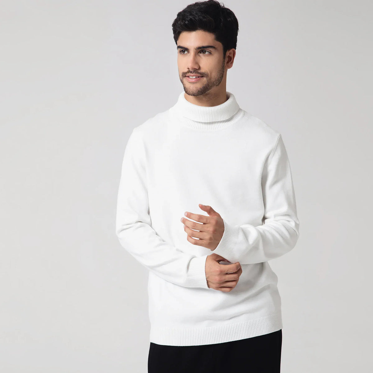 Casual Plain Sweater for Men Image