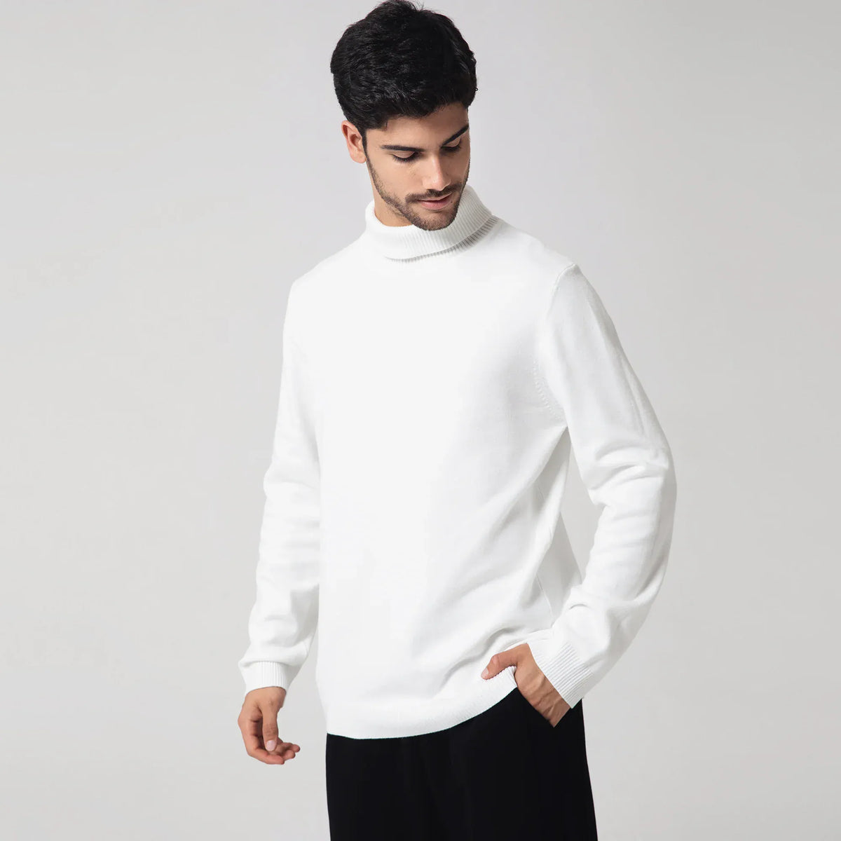 Casual Plain Sweater for Men Image