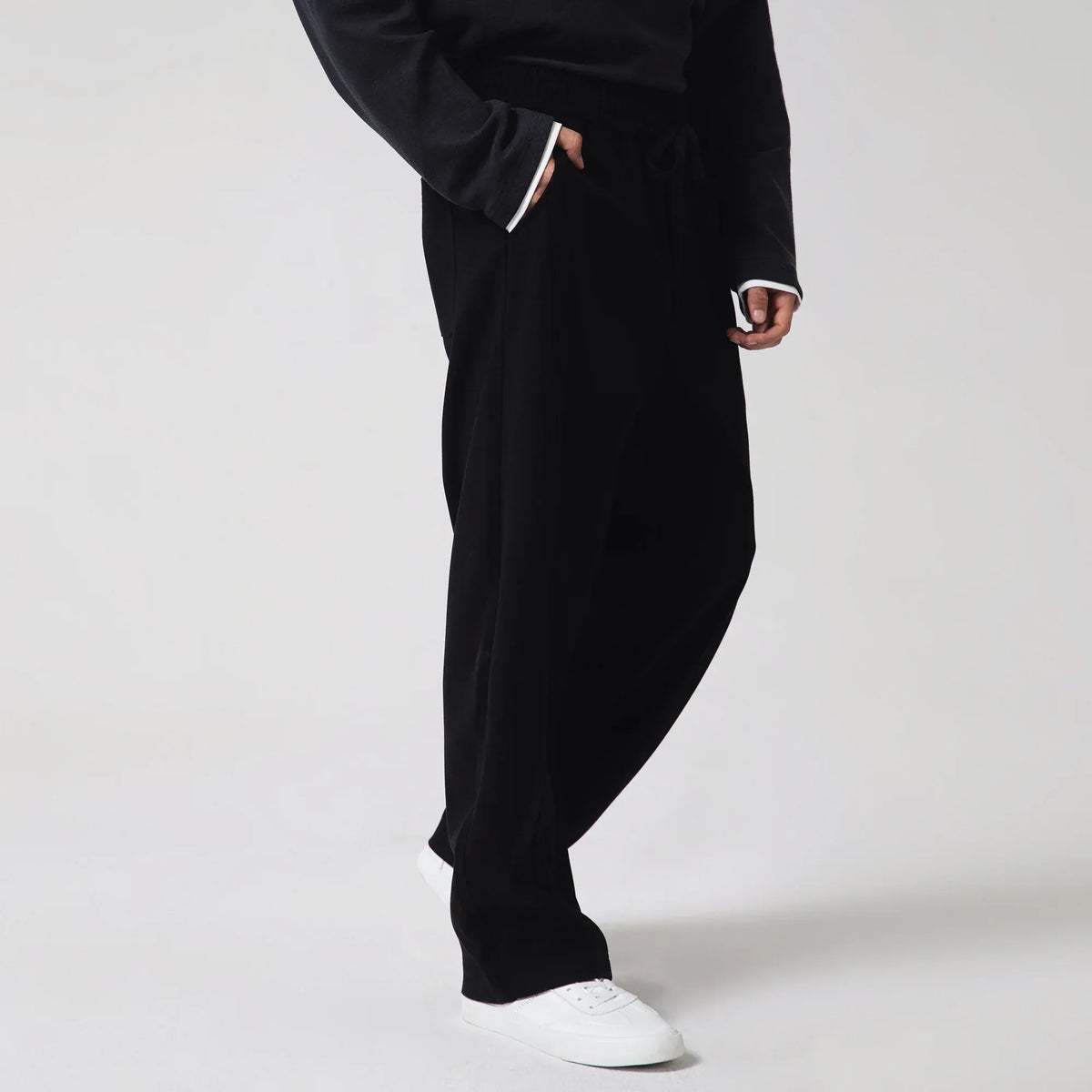 Casual Solid Pants for Men Image