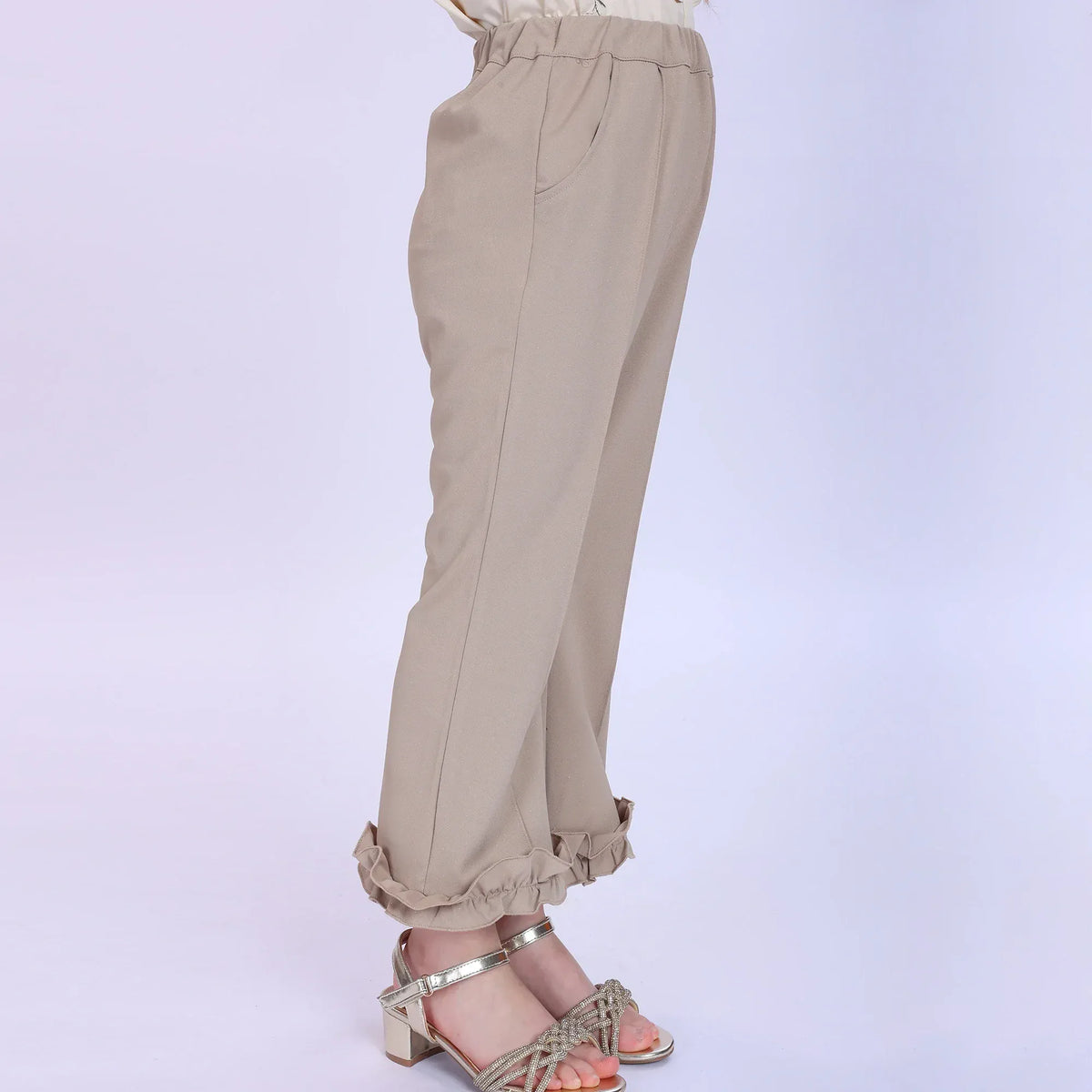 Prominent Skin Fashion Pants For Girls Image