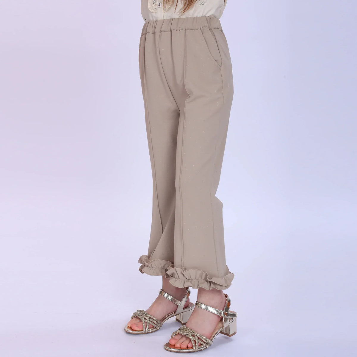 Prominent Skin Fashion Pants For Girls Image
