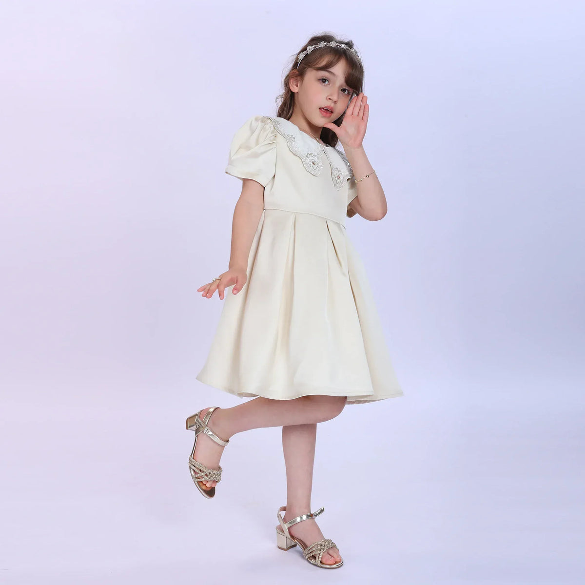 Embroidery Fashion Dress For Girls Image