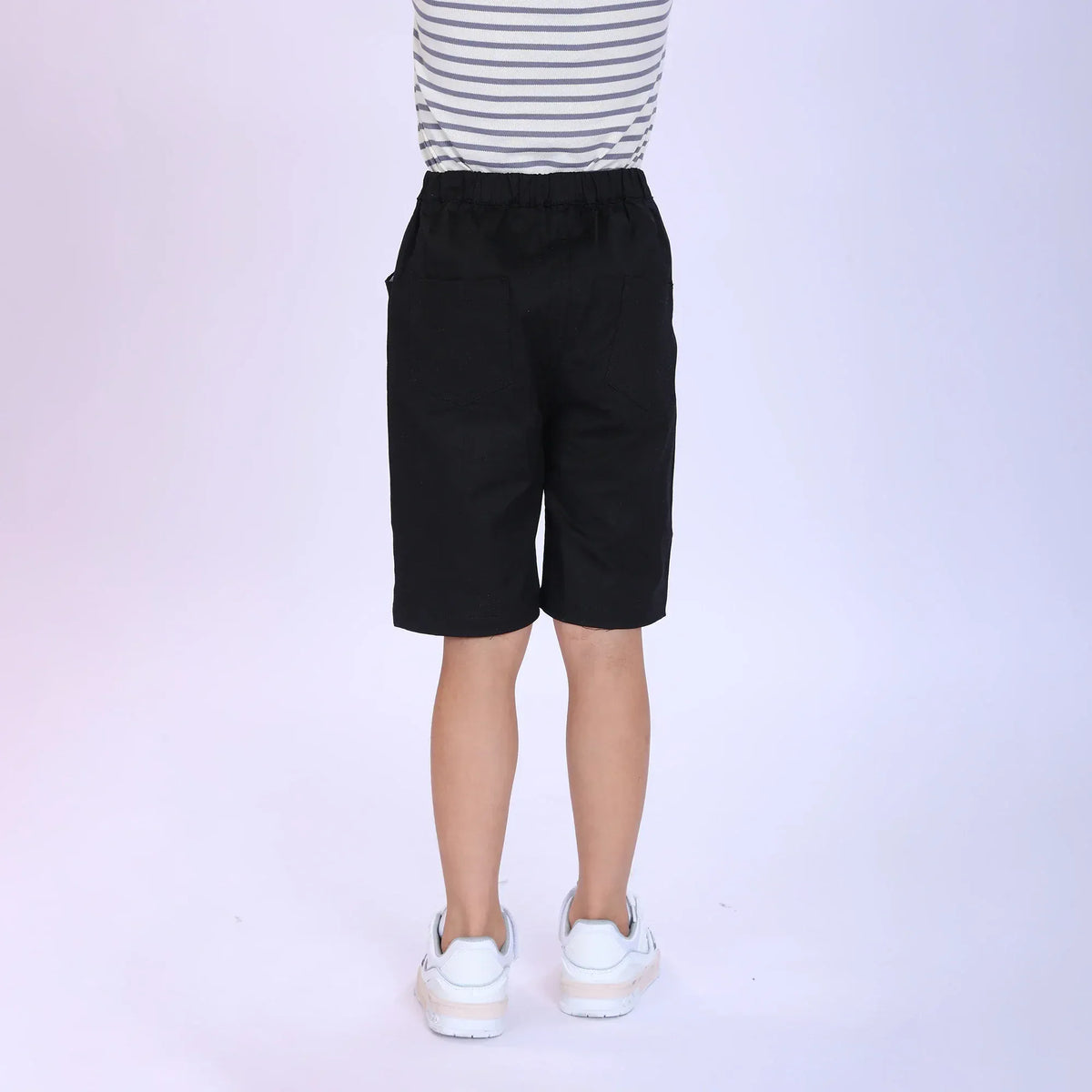 Plain Fashion Shorts For Boys Image