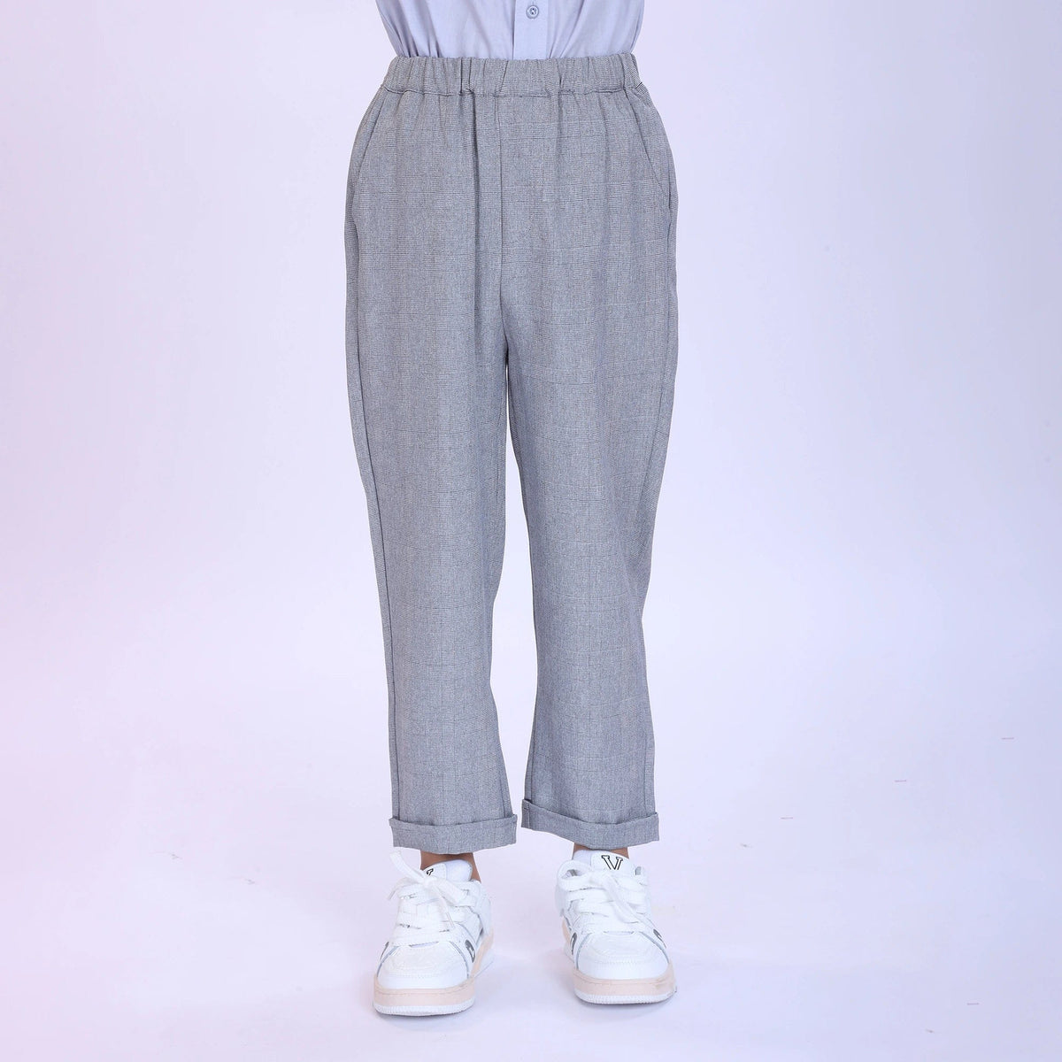 Grey Checked Fashion Pants For Boys Image