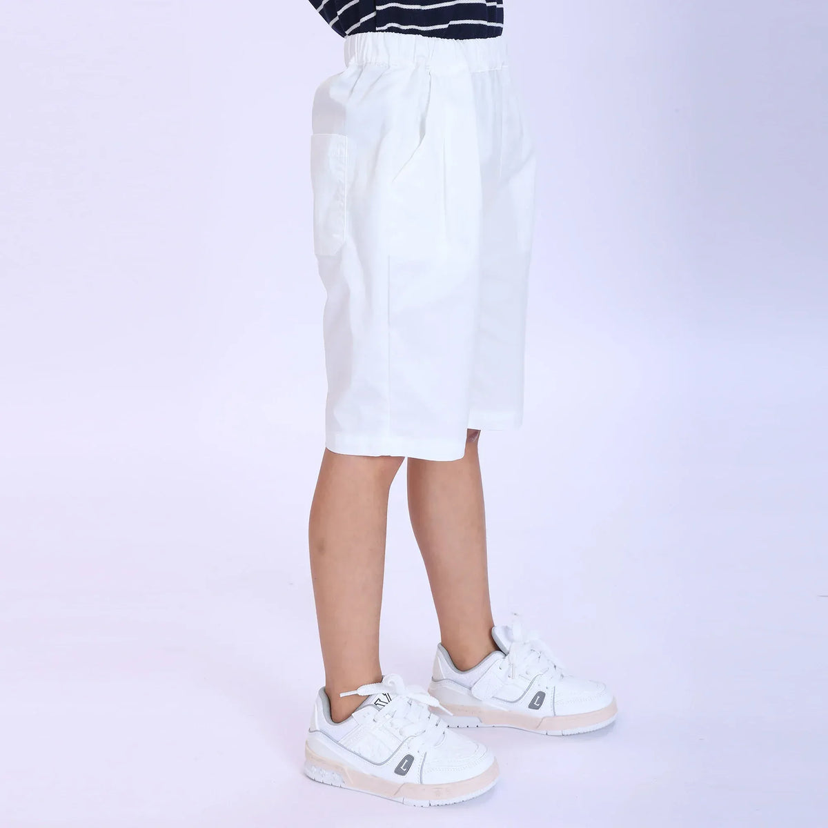 Plain Fashion Shorts For Boys Image