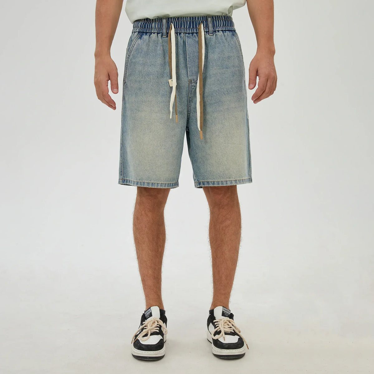 Light Jeans Blue Washed Jeans Shorts for Men Image