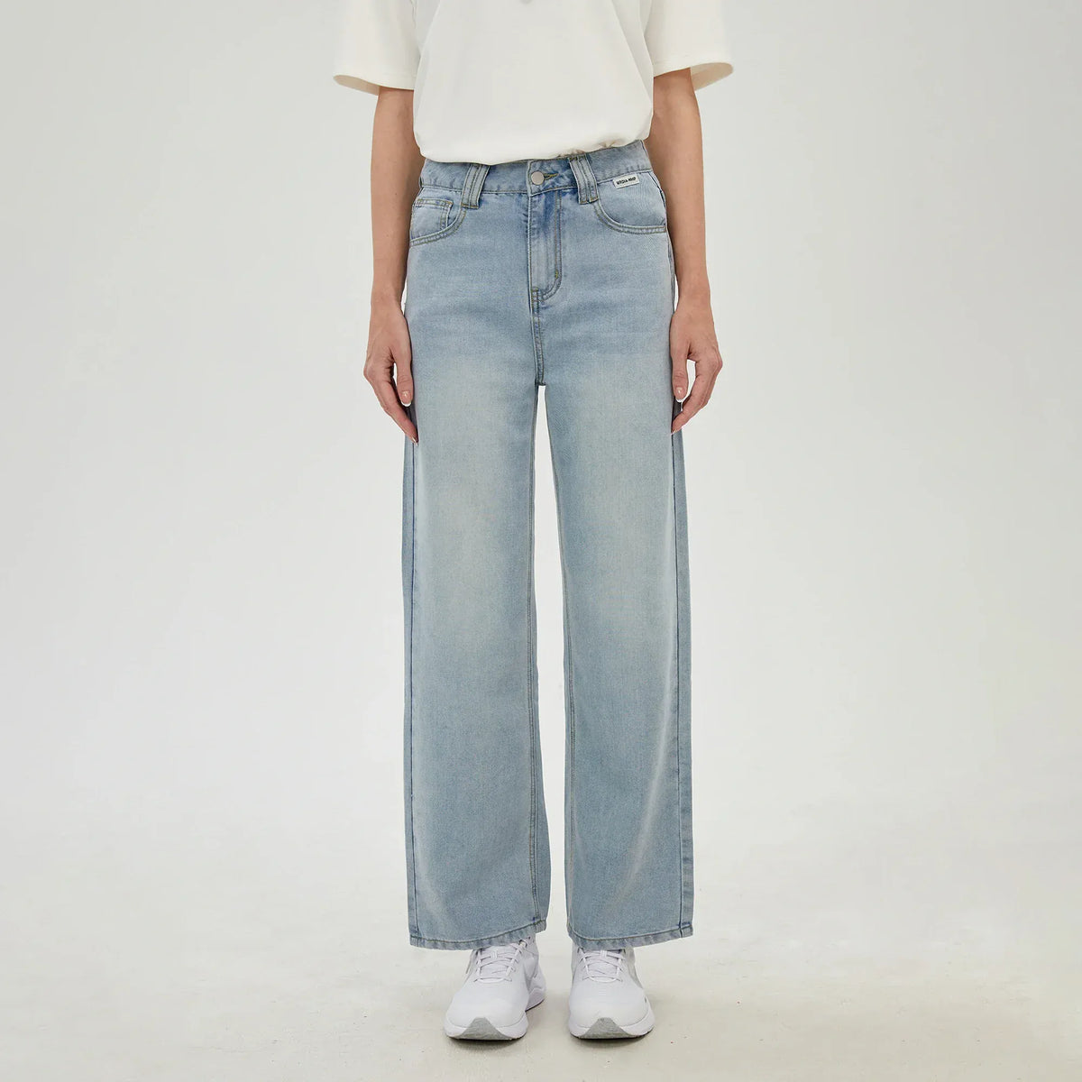 Light Jeans Blue Washed Jeans Pants for Women Image