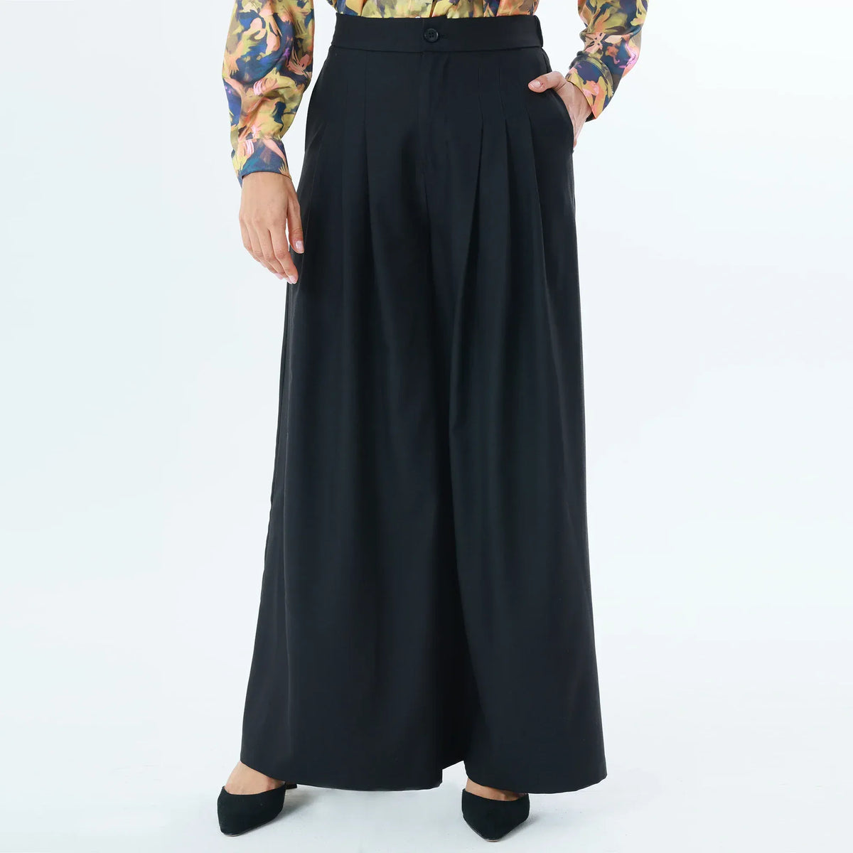 Black Plain Fashion Pants For Women Image